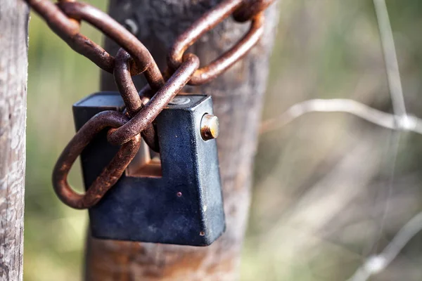 Old  worn padlock — Stock Photo, Image