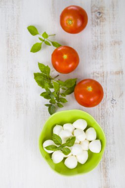 Yeşil plaka mozzarella