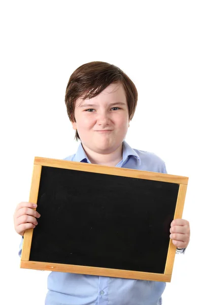 Estudante insatisfeito segurando um quadro negro — Fotografia de Stock