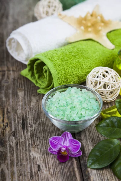 Spa uygulamaları ahşap tablo. 