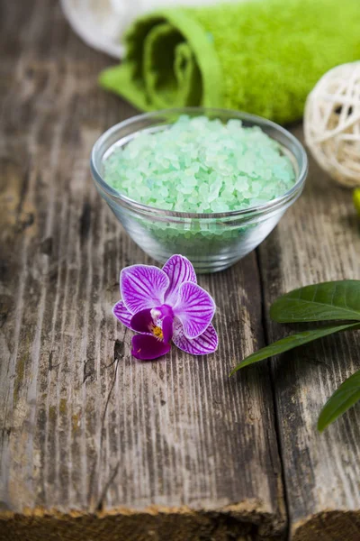 Spa uygulamaları ahşap tablo. 