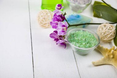 Spa uygulamaları ahşap tablo 