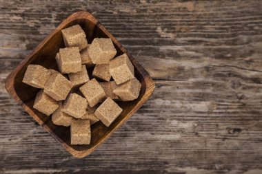 Bir kase esmer şeker