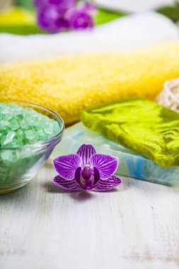 Spa uygulamaları ahşap tablo. 