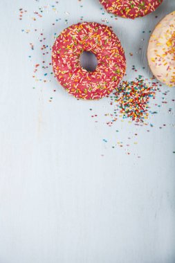 çok renkli çörekler 