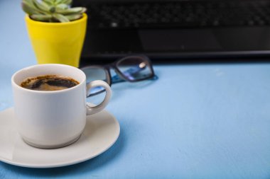 işyerinde iş adamı 