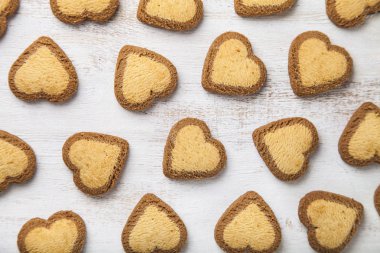 St Sevgililer günü için kalp şeklinde kurabiye.