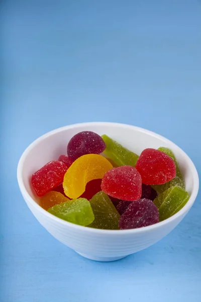 Multicolored marmalade in a bowl — Stock Photo, Image