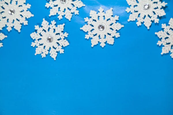 White snowflakes, Christmas decor. — Stock Photo, Image