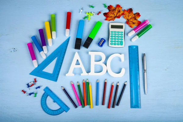 Tételek az iskola és a betűk ABC — Stock Fotó