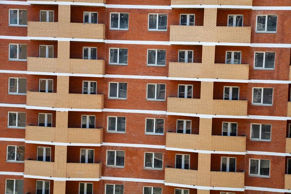 Ofärdig Höghus Byggnad Närbild Stadsfastigheter — Stockfoto