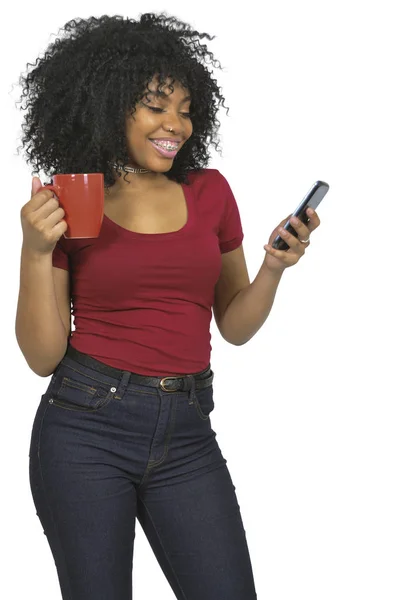 Zwarte vrouw op de telefoon — Stockfoto