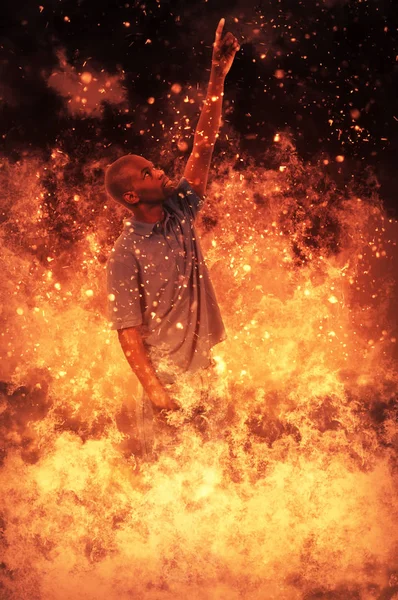 Człowiek w ogniu — Zdjęcie stockowe