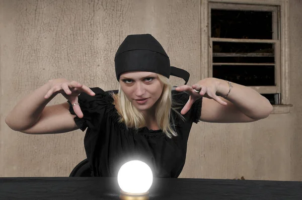 Woman Gypsy Fortune Teller — Stock Photo, Image