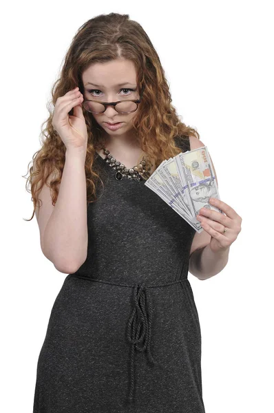 100 dollár számlák tartó női — Stock Fotó