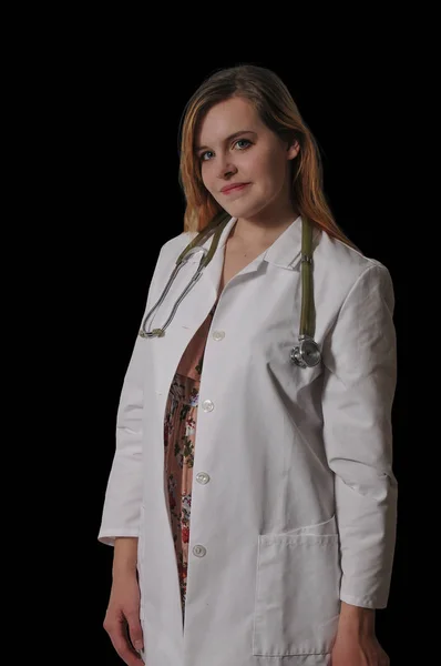 Piękna kobieta lekarz — Zdjęcie stockowe