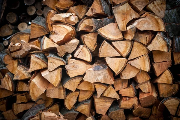 Holzstapel Für Winterheizung Bereit — Stockfoto