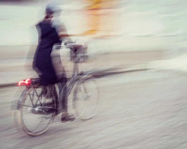 Stadt Pendelt Mit Dem Fahrrad Von Hause Zur Arbeit — Stockfoto