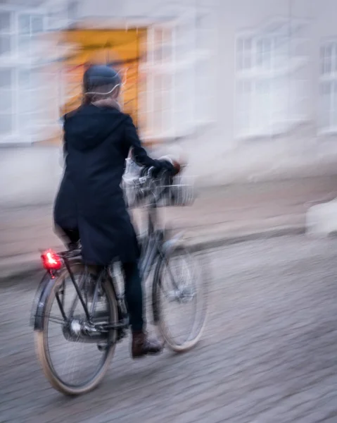 City commuting on bycicle from home to work