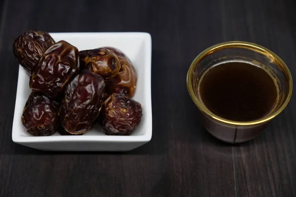 Medjool Dates Wooden Table — Stock Photo, Image