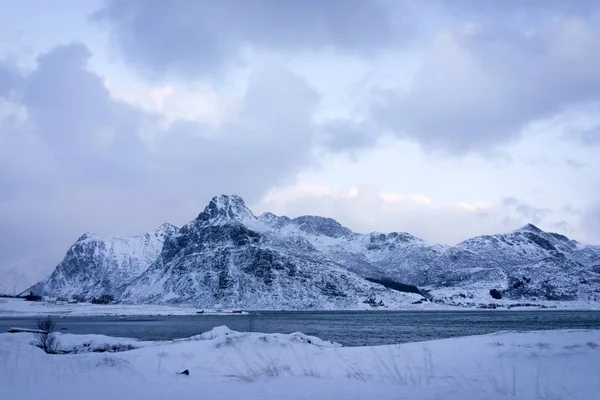 Kuzey Skandinavya Dokunulmamış Güzel Doğa — Stok fotoğraf