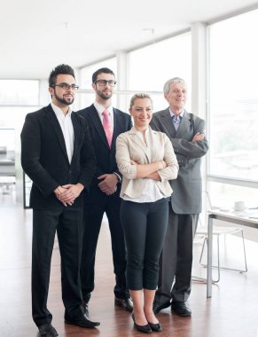 İş adamları ve yöneticilerin toplu portresi