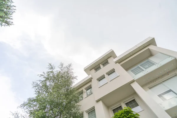 Nieuw Wit Mooi Modern Huis — Stockfoto