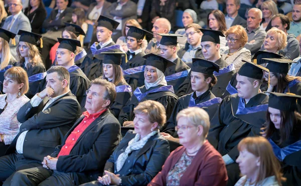 Group Shot Students Graduating High School — стоковое фото