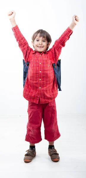 Jonge Jongen Gaat Naar School — Stockfoto