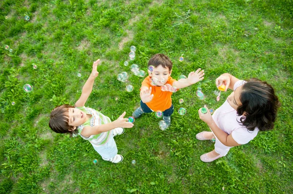 Niños Felices Que Disfrutan Viaje —  Fotos de Stock