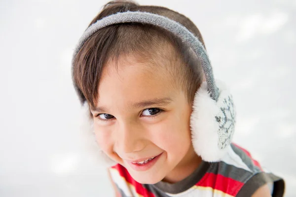 Ragazzo Con Capelli Pazzi Tagliati — Foto Stock