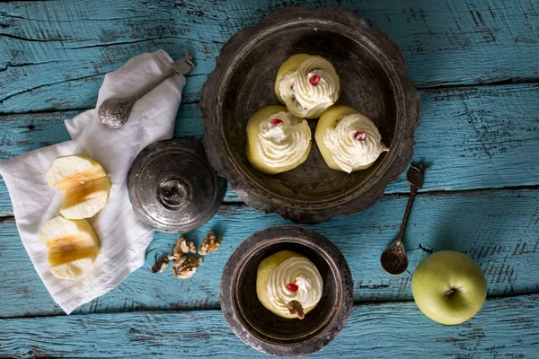 Вкусный Сладкий Яблока Деревянном Фоне — стоковое фото