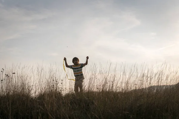 Happy Little Kid Grass Field Sunset — Stock Photo, Image