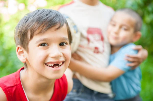 Niños Felices Que Disfrutan Viaje — Foto de Stock