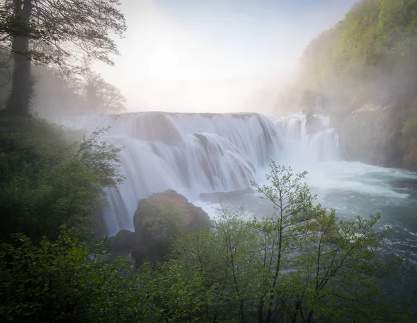 Vackra Vattenfall Tidig Morgon — Stockfoto