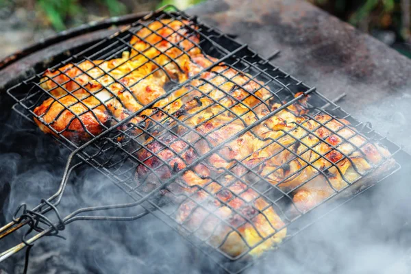 Kyckling Shashlik Som Grillas Över Träkol Grillen — Stockfoto