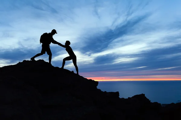 Support to others is your. Команда в горах. Рука помощи. Психологический тренинг. Masonry level sincerity integrity.