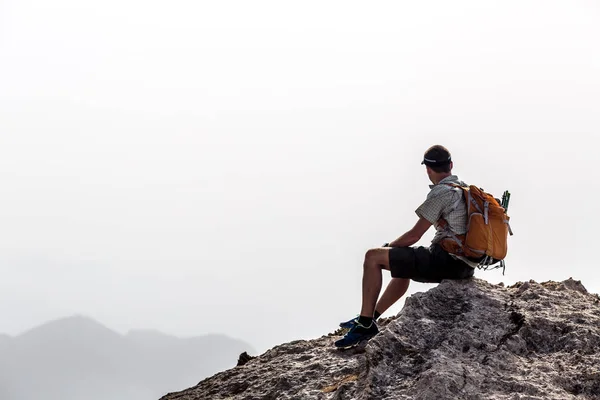 Man hiking inspiration silhouette — Stock Photo, Image