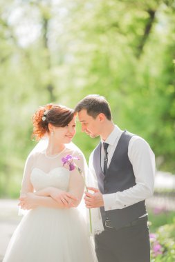 Gelin ve damat düğün gününde