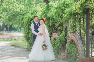 Gelin ve damat düğün gününde