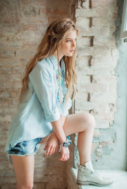 nő a smink divat ruhák