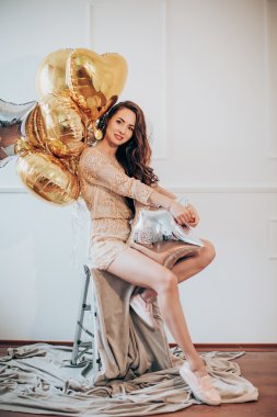 nő a smink divat ruhák