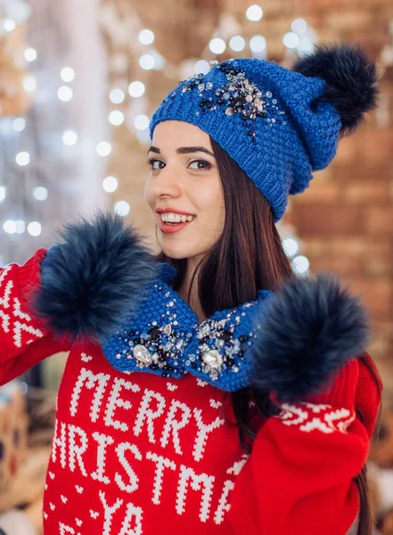 Kötött pulóver szép lány — Stock Fotó