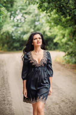 Bahar bahçe bohem kız