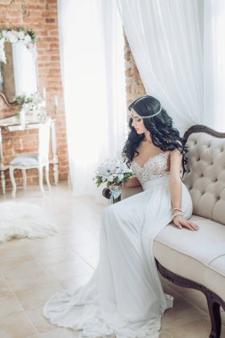 Gelinlik genç kadın