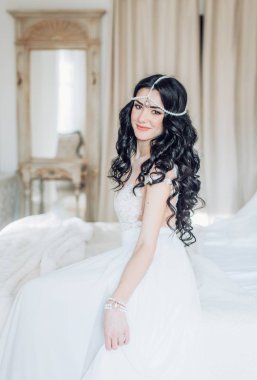 Gelinlik genç kadın