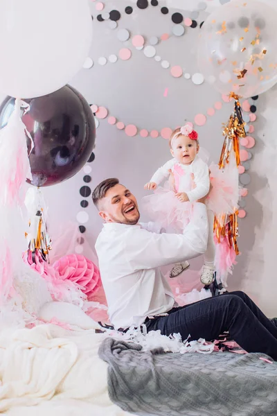Šťastný otec s dcerou roztomilé — Stock fotografie