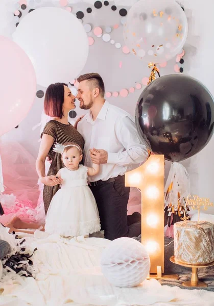 Happy family  on Birthday party. — Stock Photo, Image