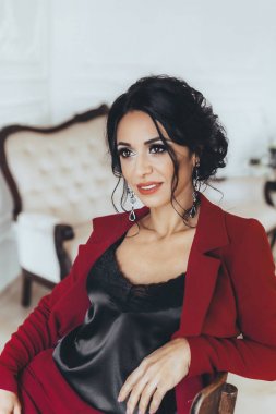  Makyaj moda giysileri olan kadın