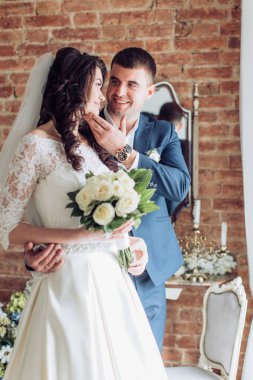 güzel ve genç gelin ve damat